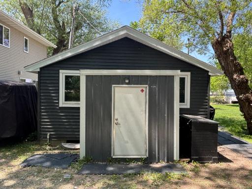 1606 E Lake Street, Osakis, MN 56360