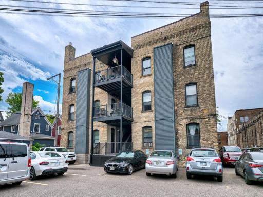 62 Saint Albans Street S, C, Saint Paul, MN 55105