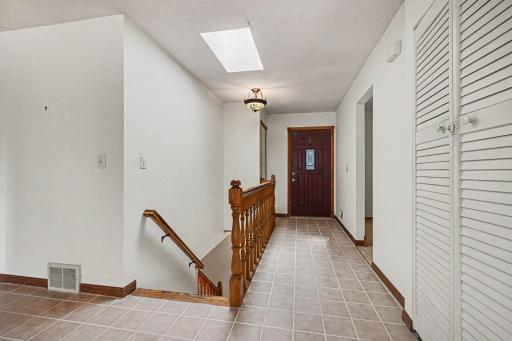 15632 Heywood Way, Apple Valley, MN 55124