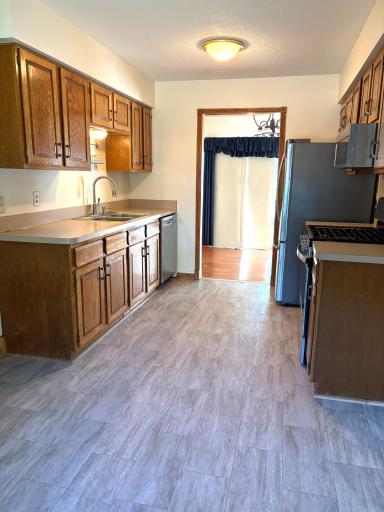 15632 Heywood Way, Apple Valley, MN 55124