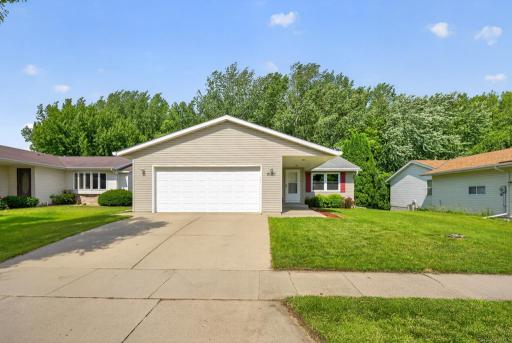 5023 25th Avenue NW, Rochester, MN 55901