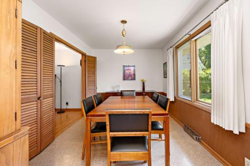 6305 Maloney Avenue, Edina, MN 55343