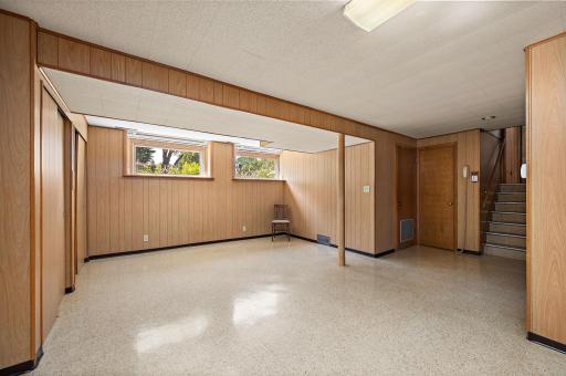 Perfect area for work out room, office, playroom, hobby room - you decide!