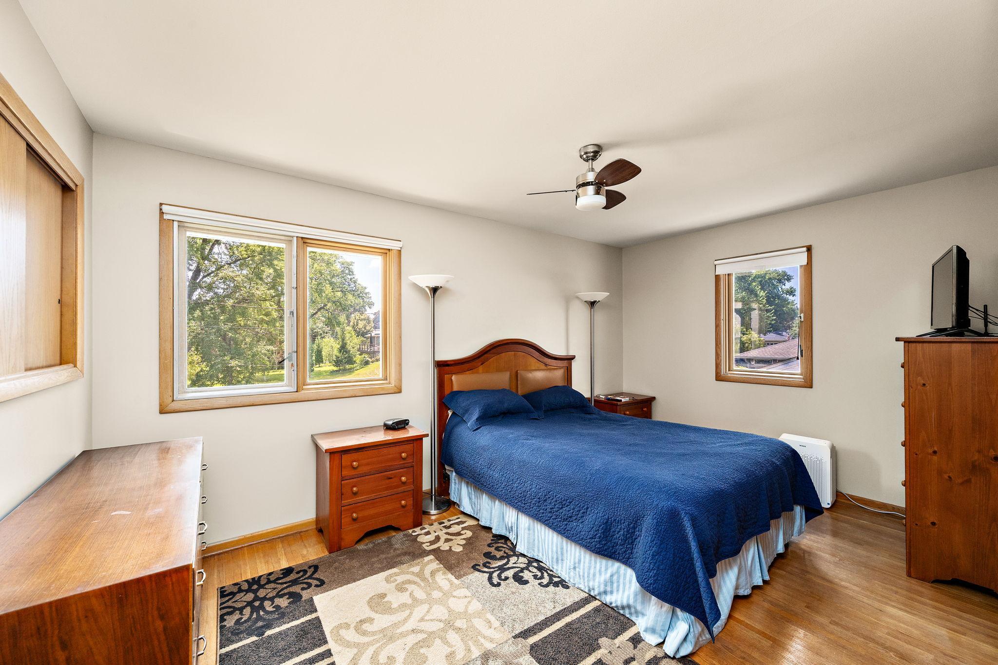 12-web-or-mls-6305-maloney-ave.jpg
