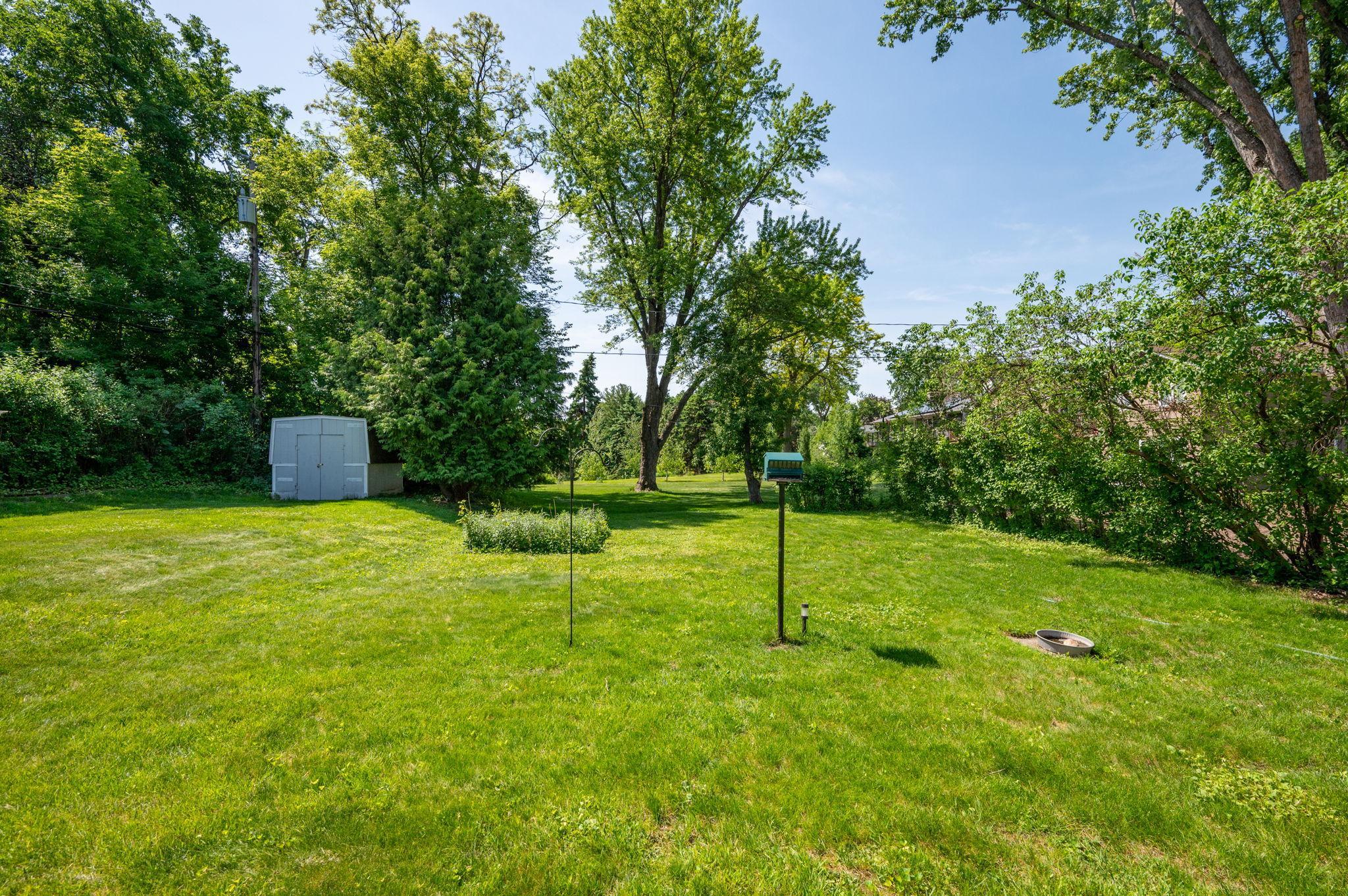 24-web-or-mls-6305-maloney-ave.jpg