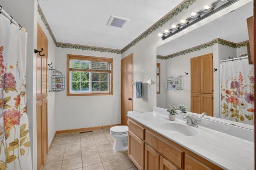 2761 88th Lane NE, Minneapolis, MN 55449