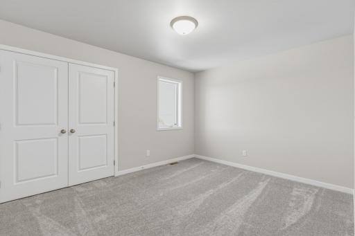 6723 Deer Creek Loop, Horace, ND 58047