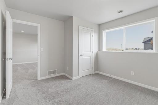 6723 Deer Creek Loop, Horace, ND 58047