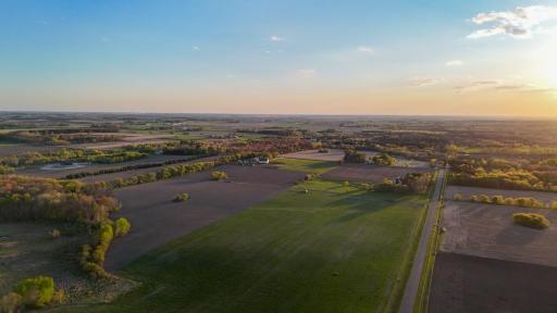 dji_fly_20260507_195408_0414_1778256600170_photo.jpg