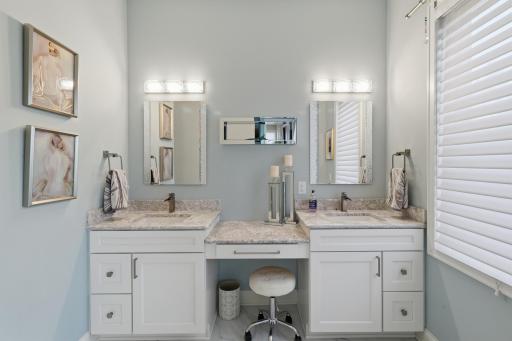 4829 Linden Cove Lane, Savage, MN 55378