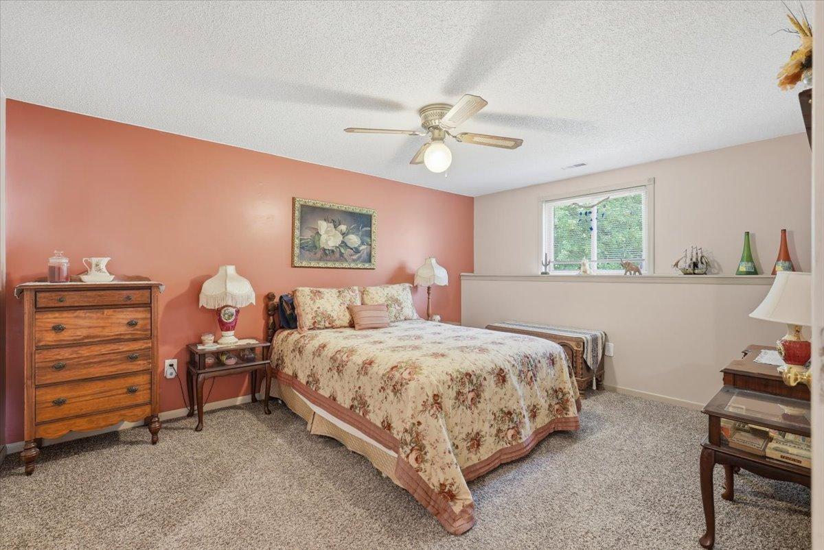 20-Bedroom 2.jpg