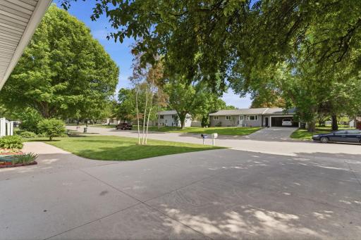 608 26th Avenue SW, Willmar, MN 56201