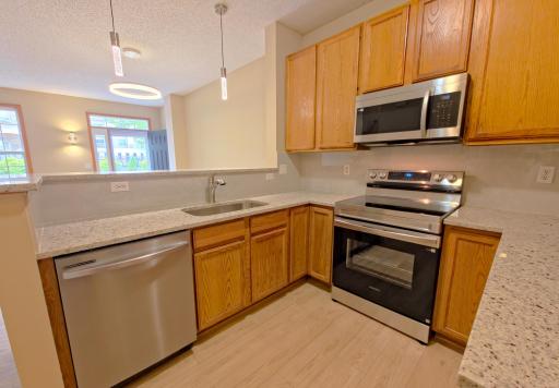 15358 Founders Lane, 102, Apple Valley, MN 55124