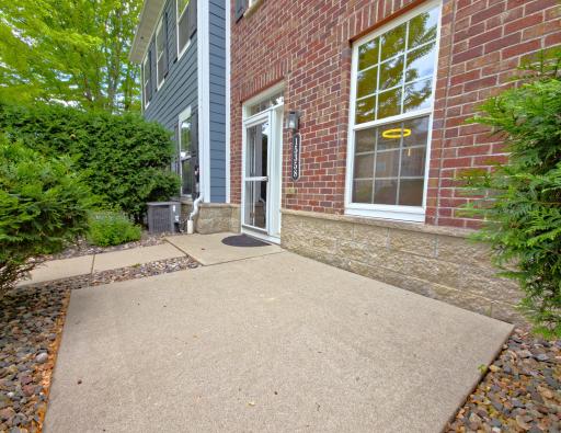 15358 Founders Lane, 102, Apple Valley, MN 55124
