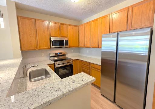 15358 Founders Lane, 102, Apple Valley, MN 55124