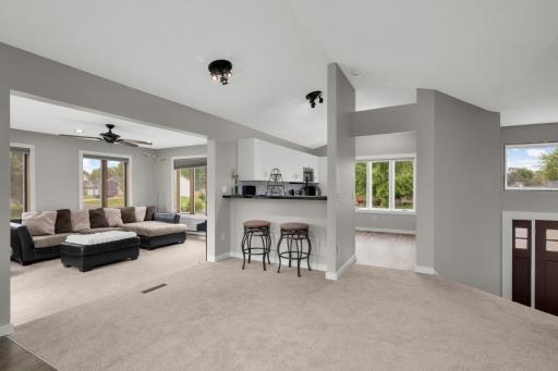 17550 Foxboro Lane, Lakeville, MN 55024