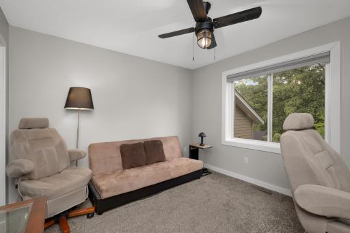 17550 Foxboro Lane, Lakeville, MN 55024