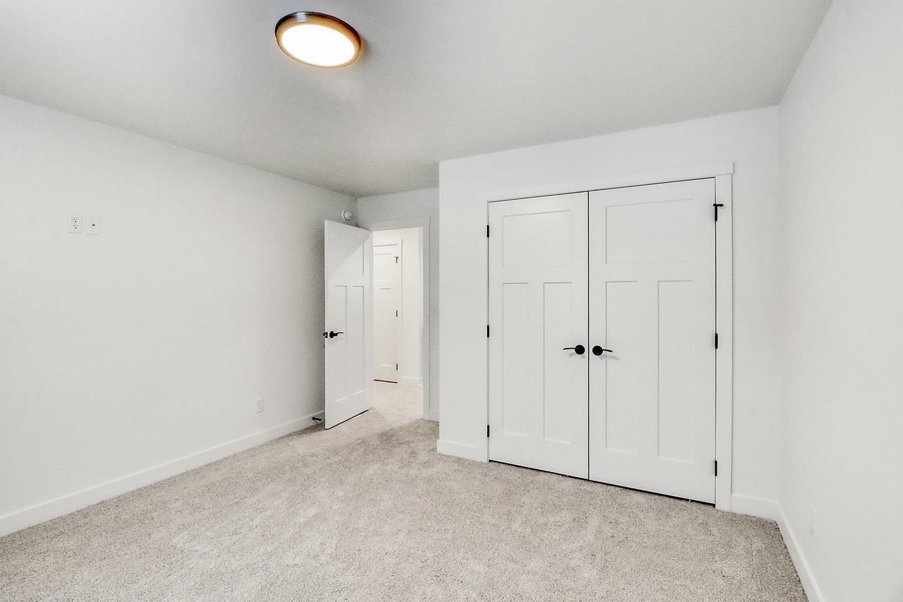 Bedroom1_2