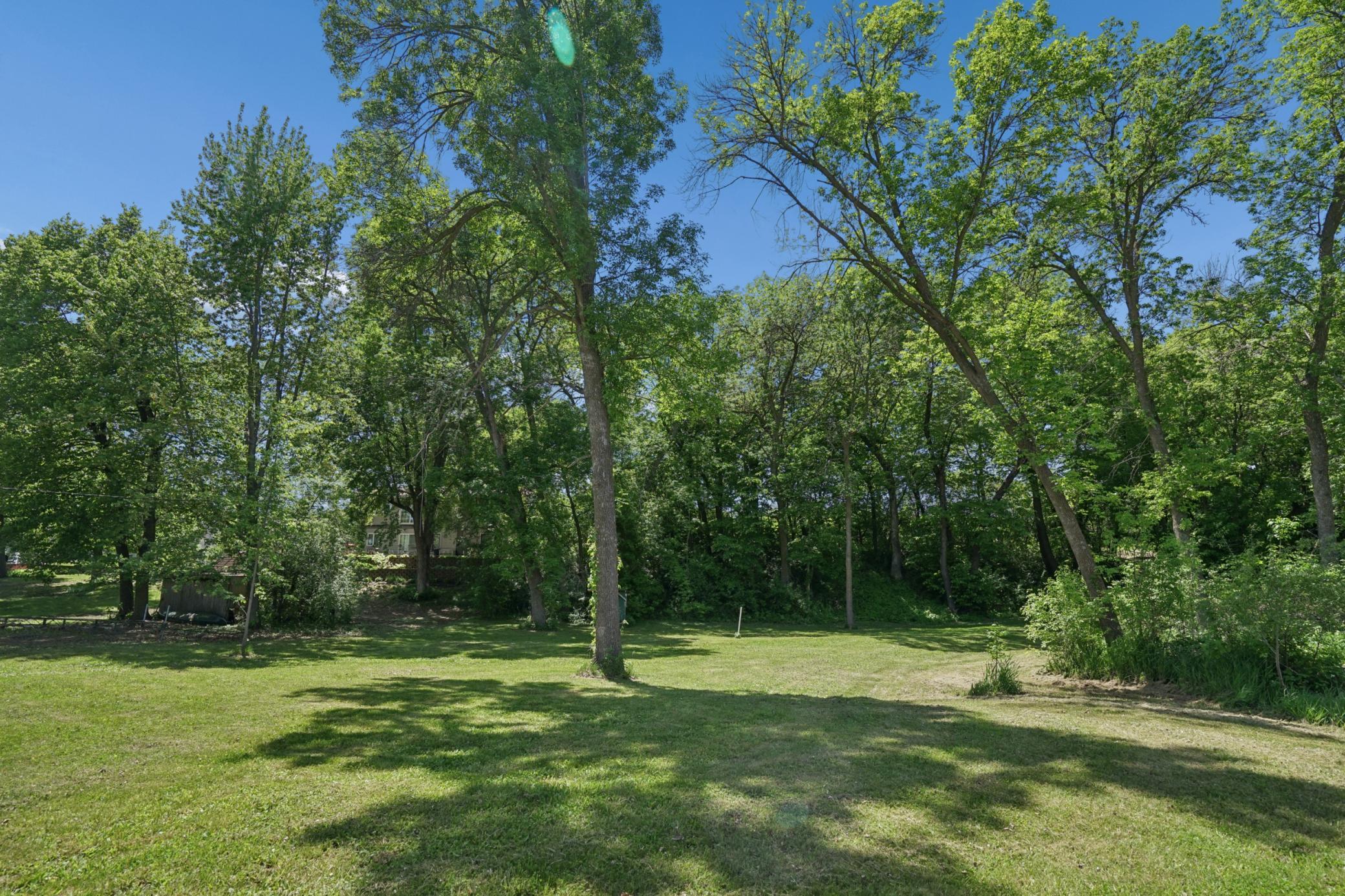 A tranquil, park like setting to call your own!