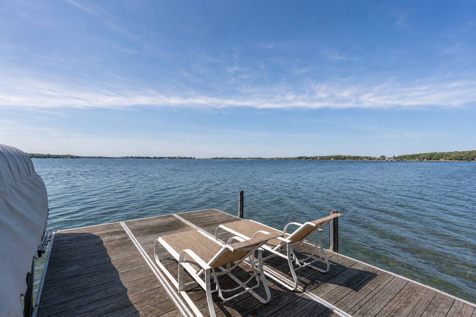 Loungers on Dock.png