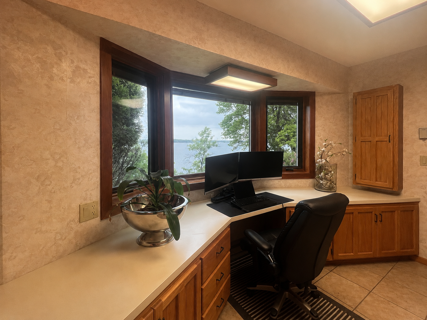 Bonus room off Master View.png