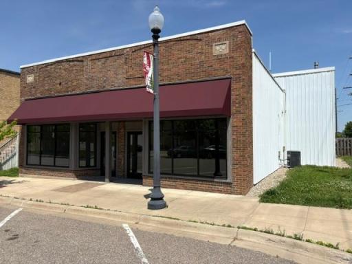 137 1st Street E, Jordan, MN 55352