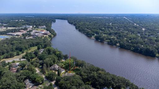 Exceptional long SE views from the house. You also can enjoy western views from the yard and owners suite.