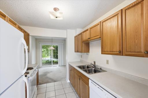 2325 Hampshire Avenue S, Saint Louis Park, MN 55426