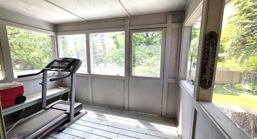 8009 Edgewood Avenue N, Brooklyn Park, MN 55445