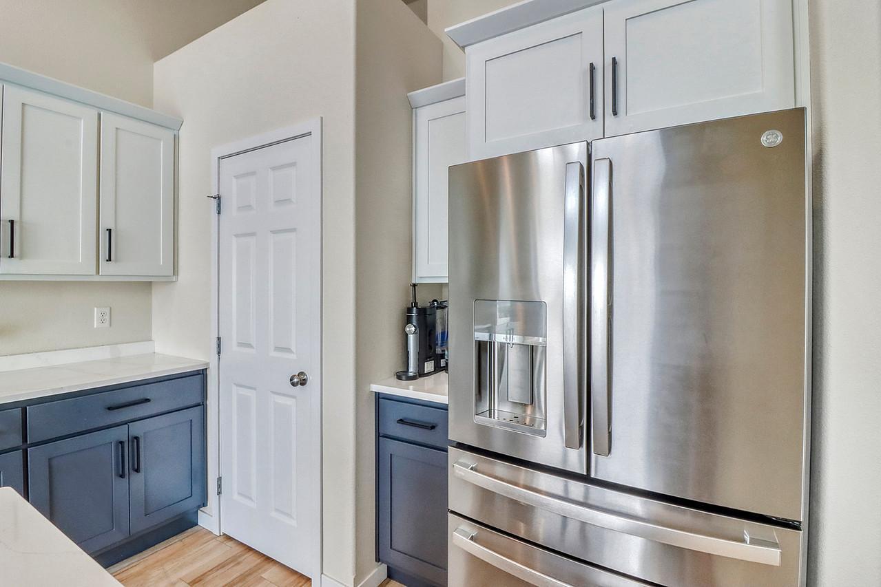 Kitchen1_6-1280.JPG