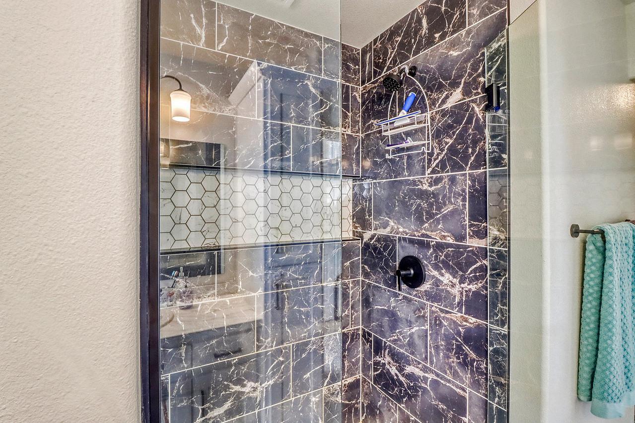 Primary Bathroom1_3-1280.JPG