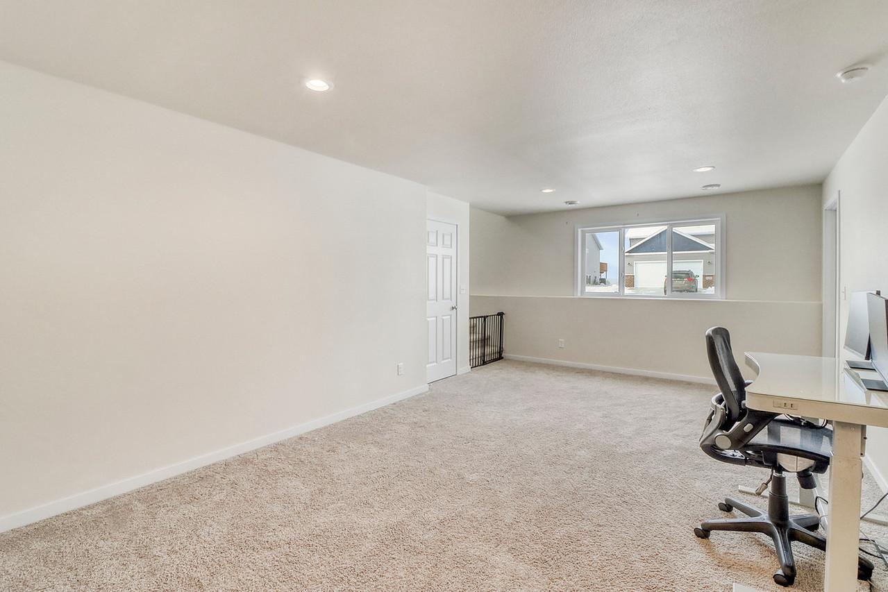 Basement1_1-1280.JPG