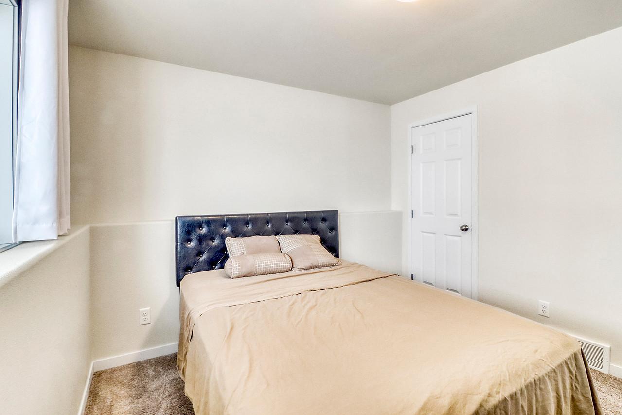 Basement Bedroom1_2-1280.JPG