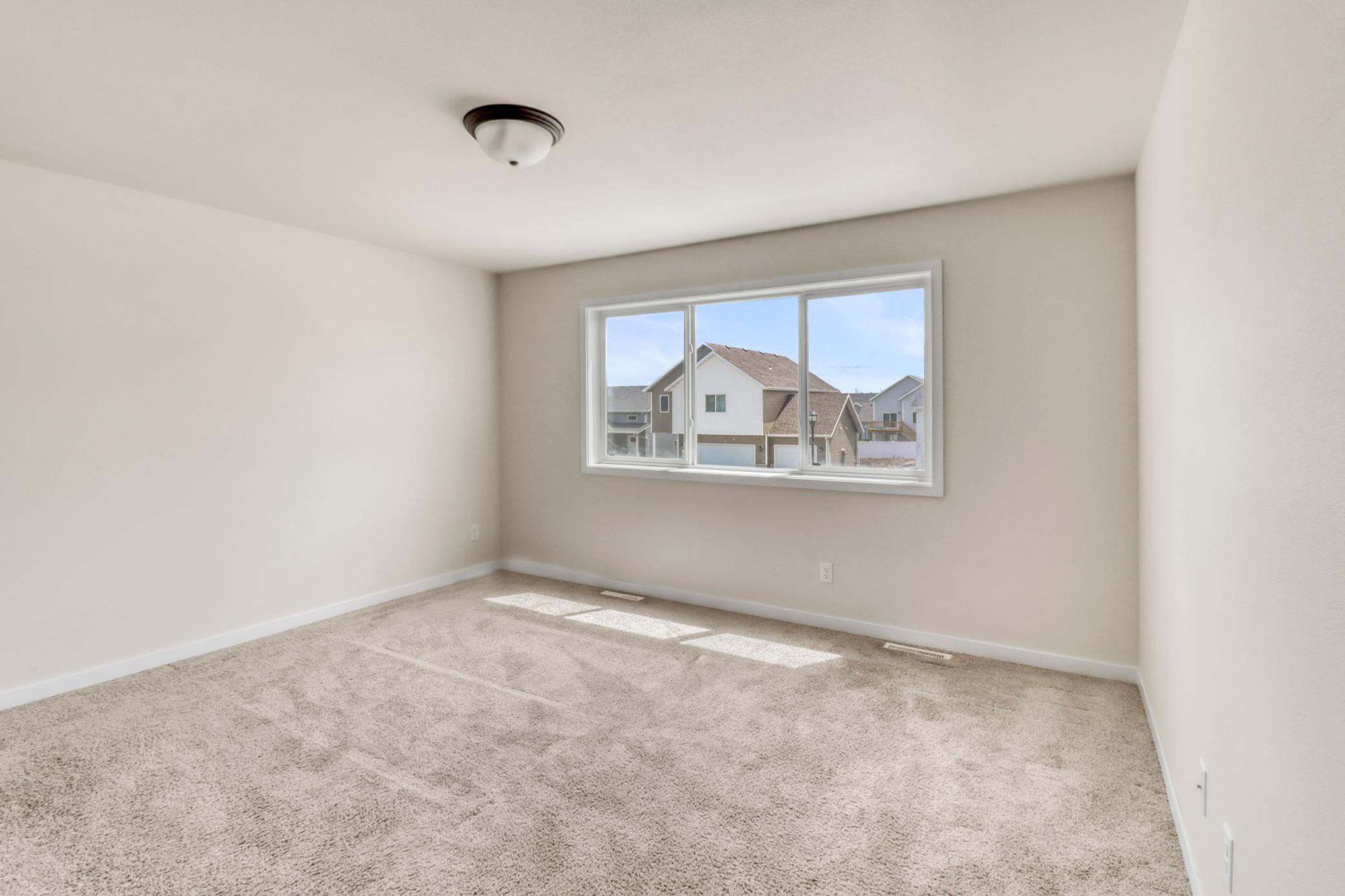 Primary Bedroom1_1.JPG