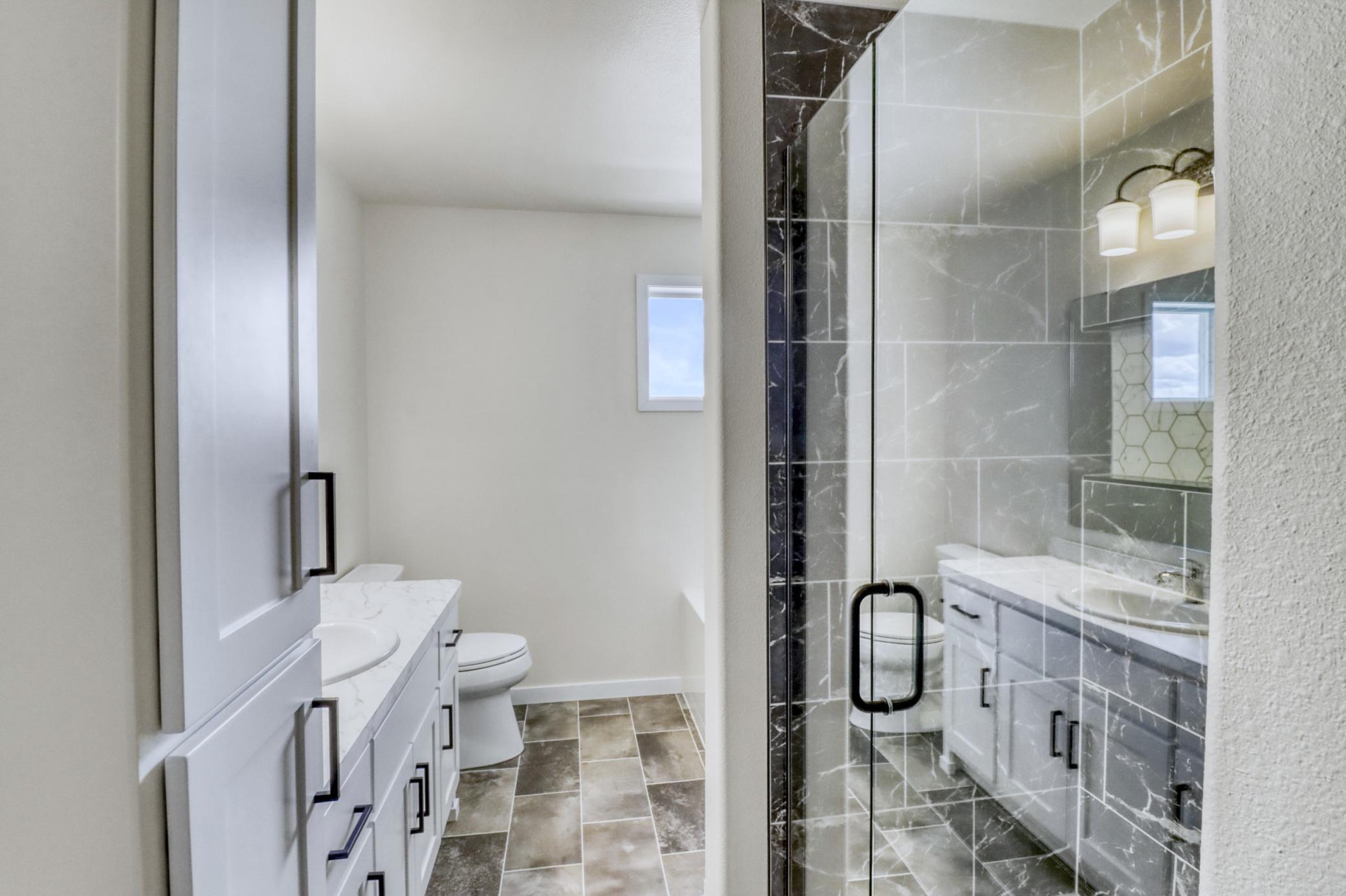 Primary Bathroom1_1.JPG