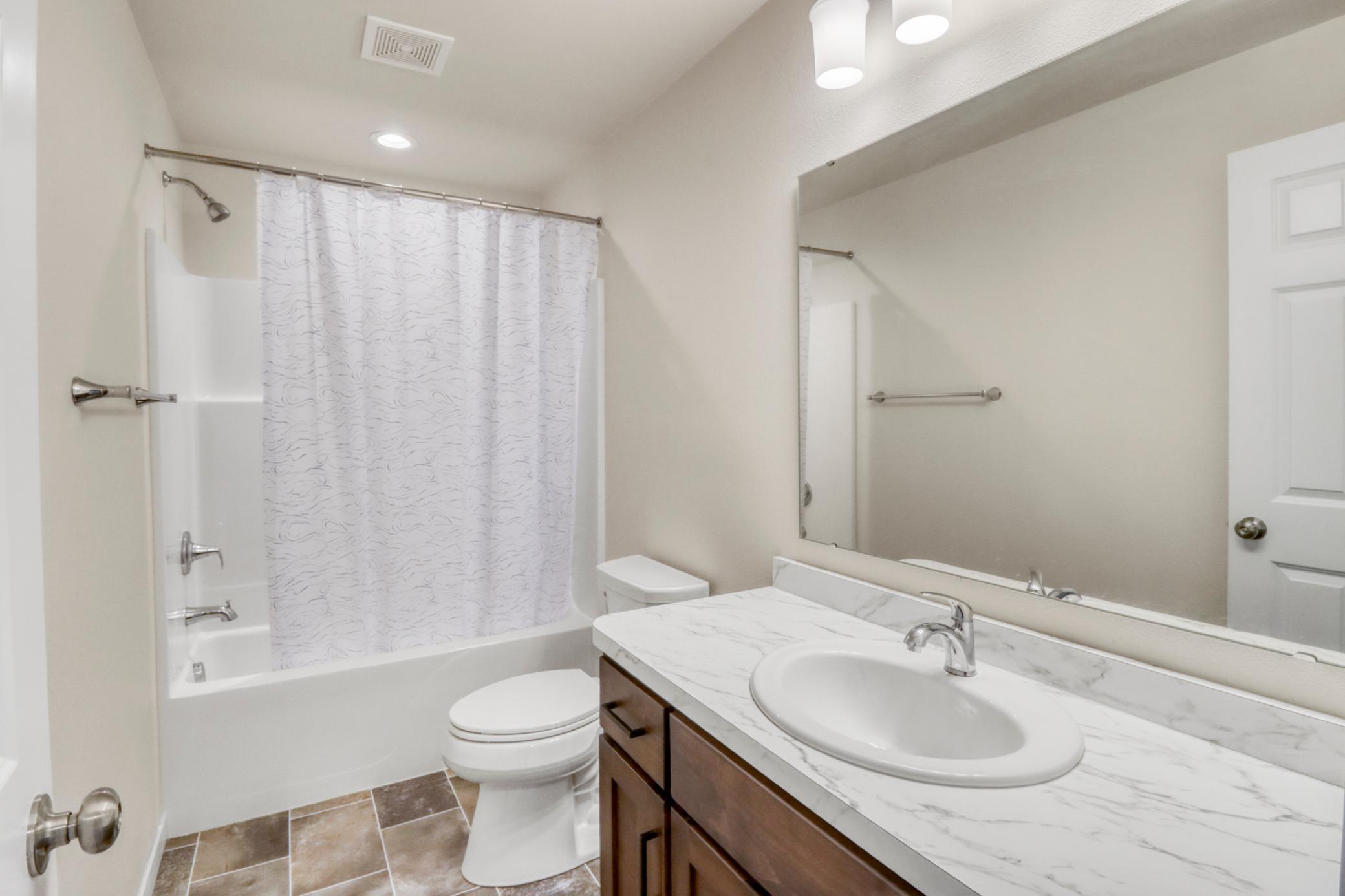 Basement Bathroom1_1.JPG
