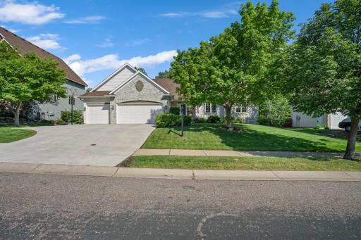 4009 Evermoor Parkway, Rosemount, MN 55068