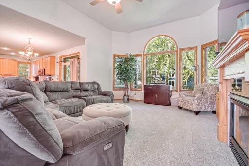 4009 Evermoor Parkway, Rosemount, MN 55068