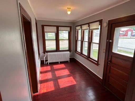 10 Park Street N, Fairfax, MN 55332