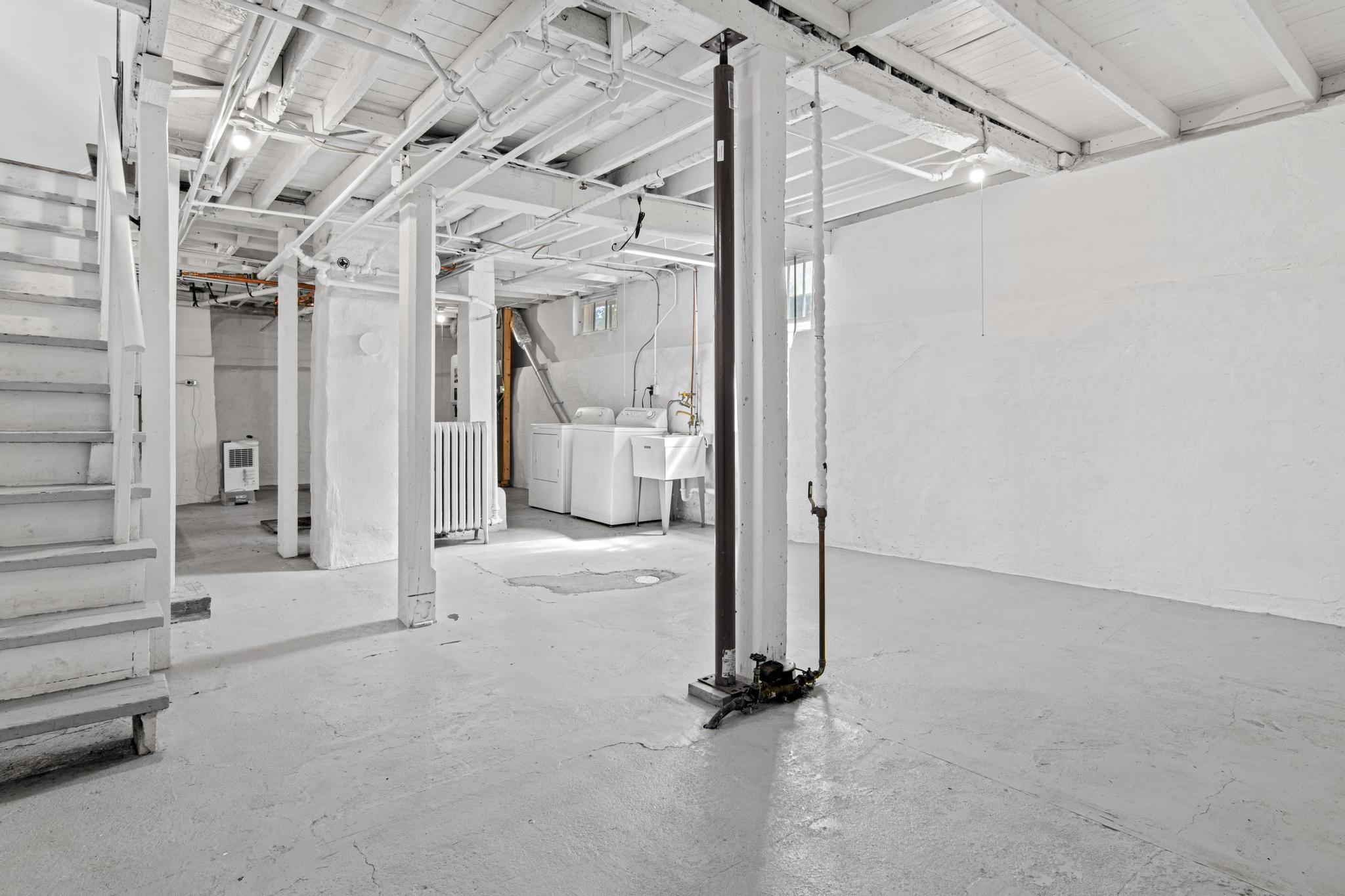 18'8 x 40'7 Basement