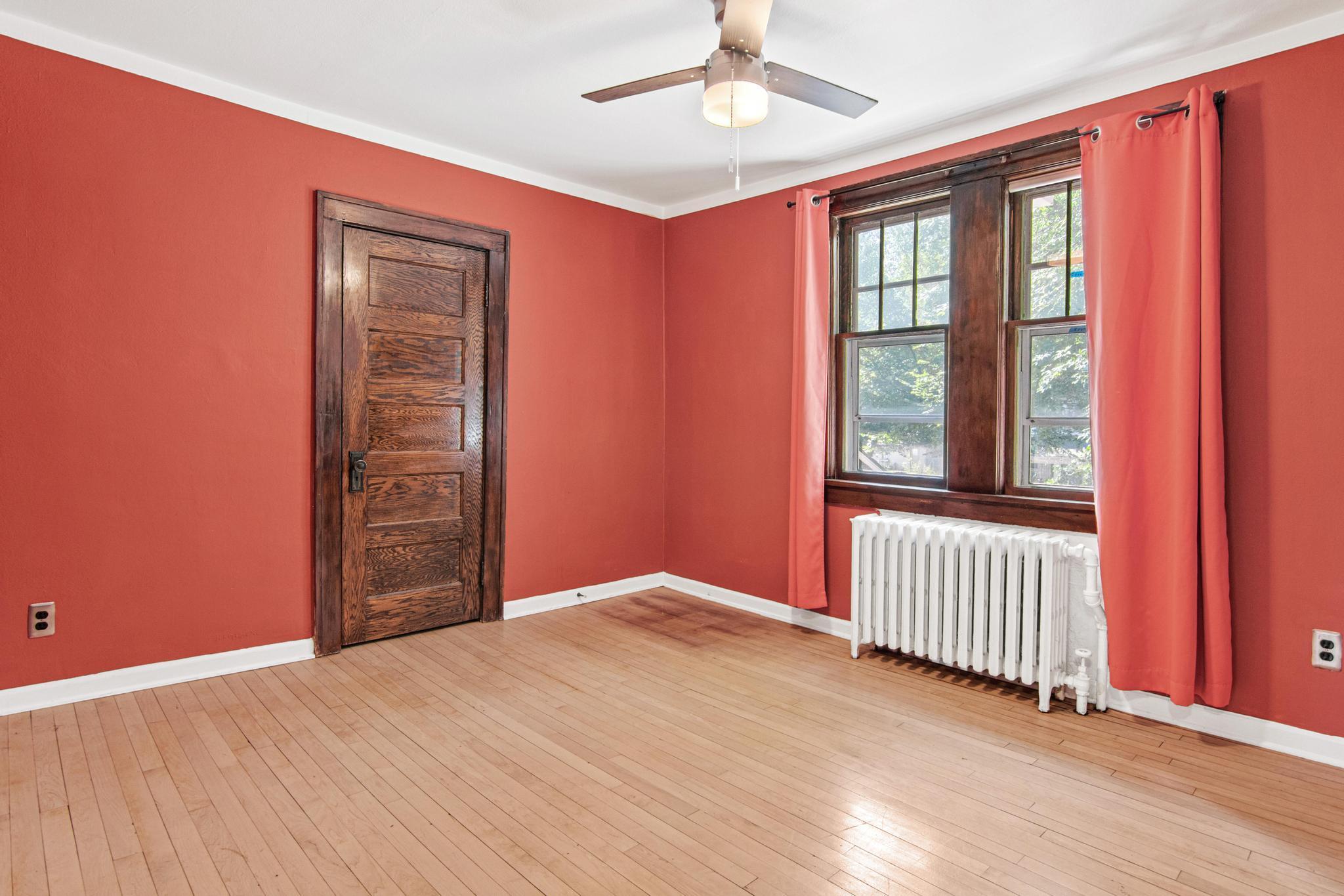 Upper Level Bedrooom