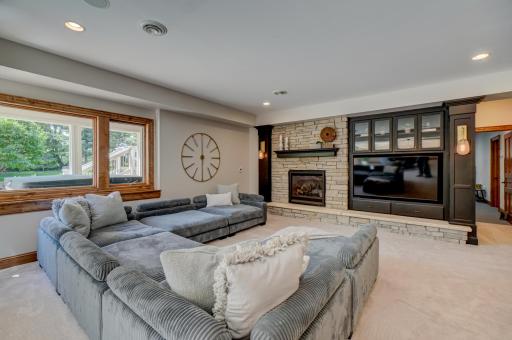 11711 56th Street N, Lake Elmo, MN 55042