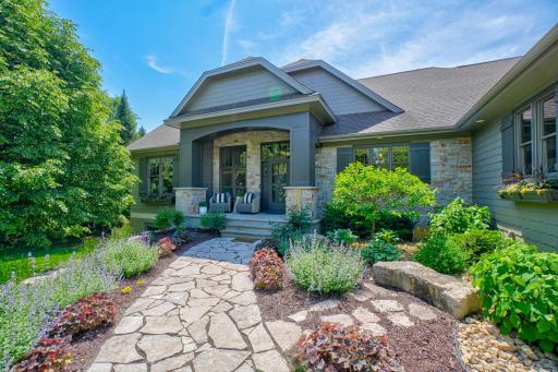11711 56th Street N, Lake Elmo, MN 55042