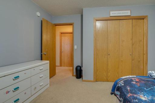 4711 Harvest Drive S, Fargo, ND 58104