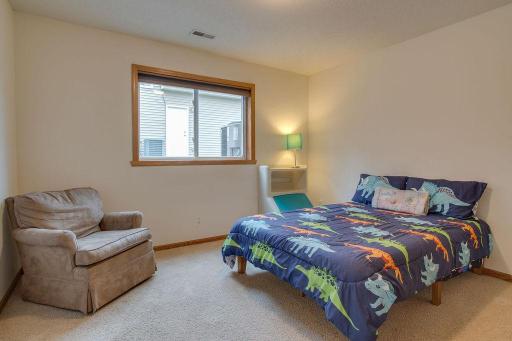 4711 Harvest Drive S, Fargo, ND 58104