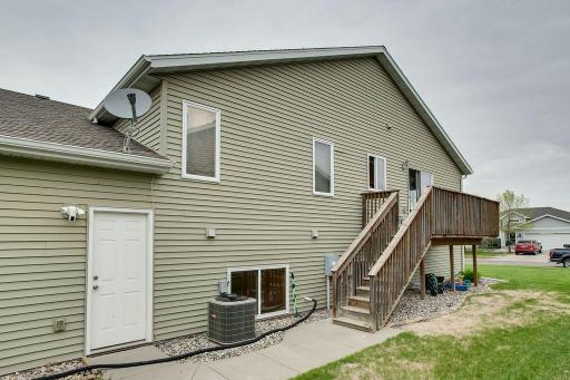 4711 Harvest Drive S, Fargo, ND 58104