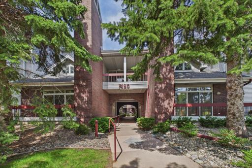 7400 Edinborough Way, 5103, Minneapolis, MN 55435