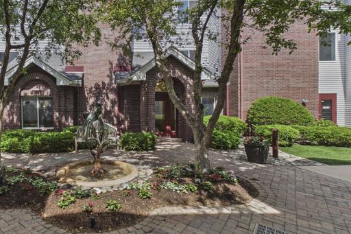 7400 Edinborough Way, 5103, Minneapolis, MN 55435