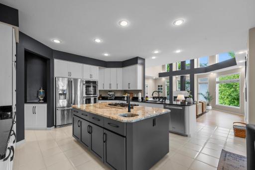16584 Klamath Terrace, Lakeville, MN 55044