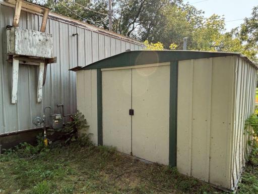 7xx E 4th Avenue E, Wood Lake, MN 56297